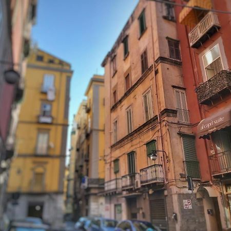 Alcapri Suite Napoli Centro Zewnętrze zdjęcie