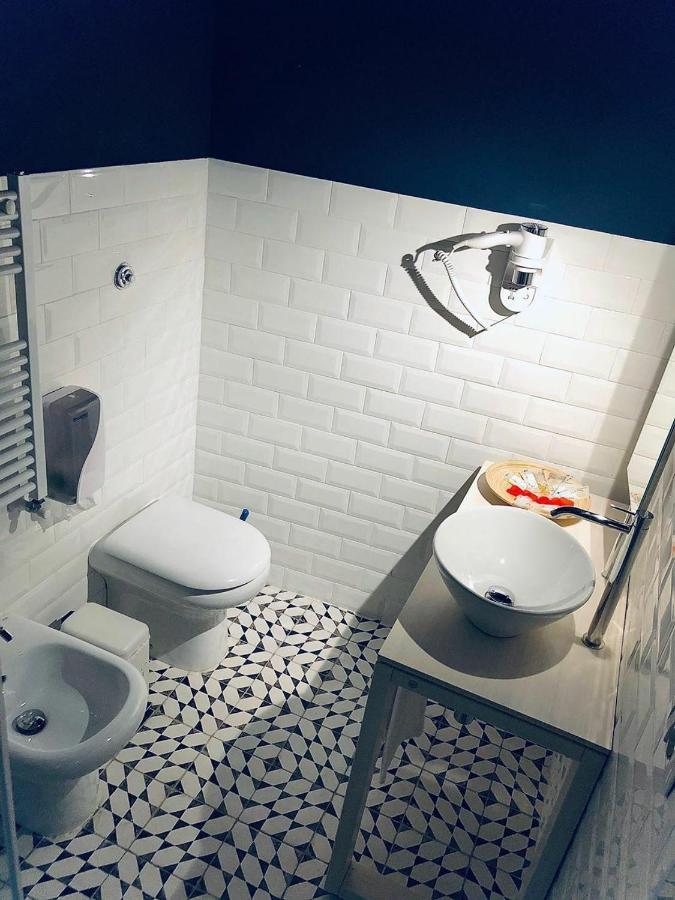 Alcapri Suite Napoli Centro Zewnętrze zdjęcie
