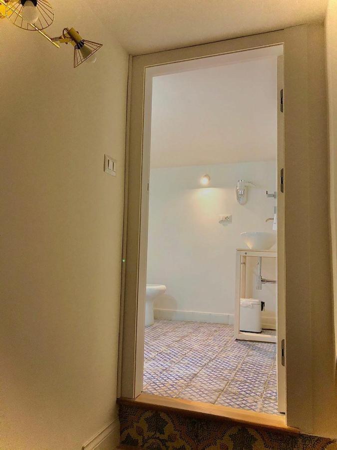 Alcapri Suite Napoli Centro Zewnętrze zdjęcie